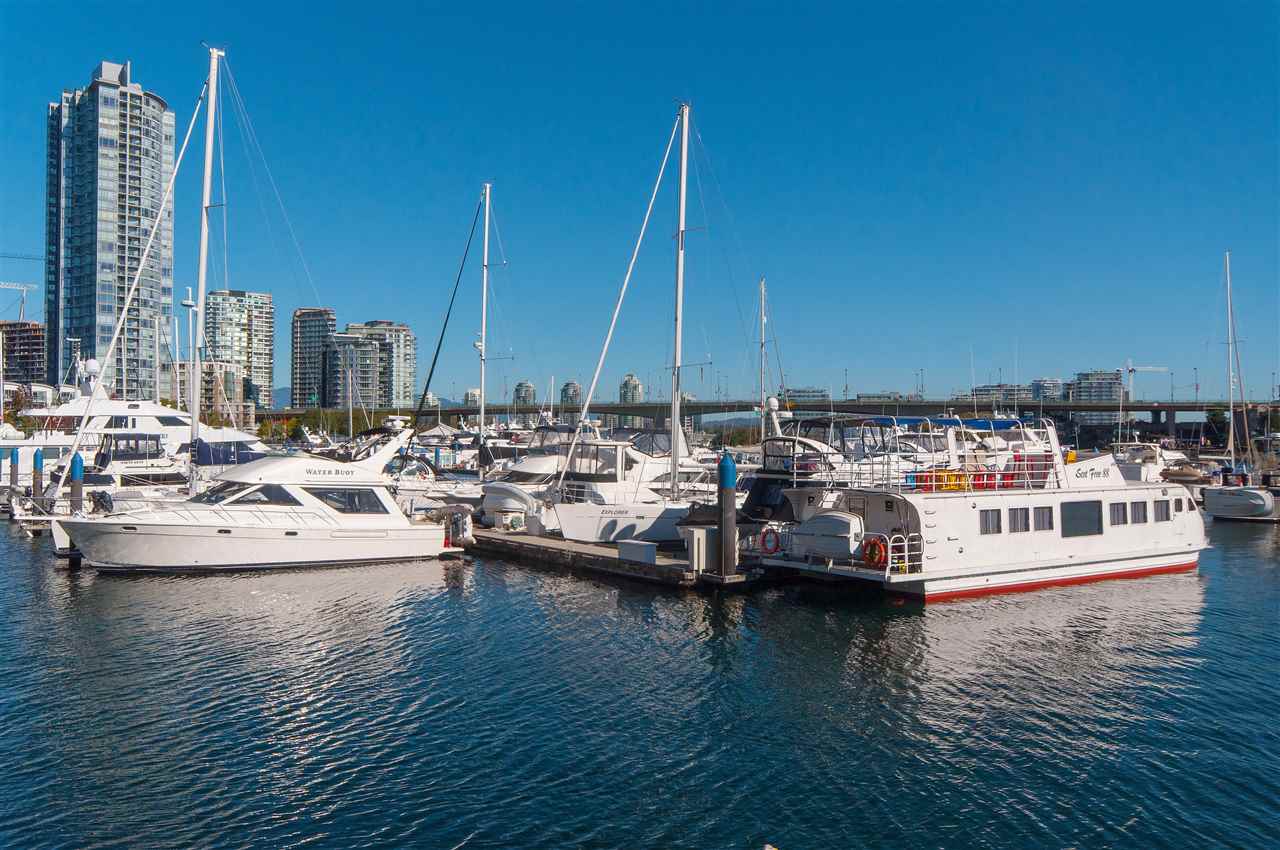 502 1228 MARINASIDE Crescent, Vancouver 5