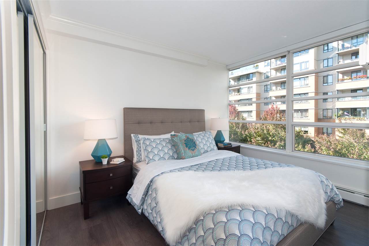 502 1228 MARINASIDE Crescent, Vancouver 12