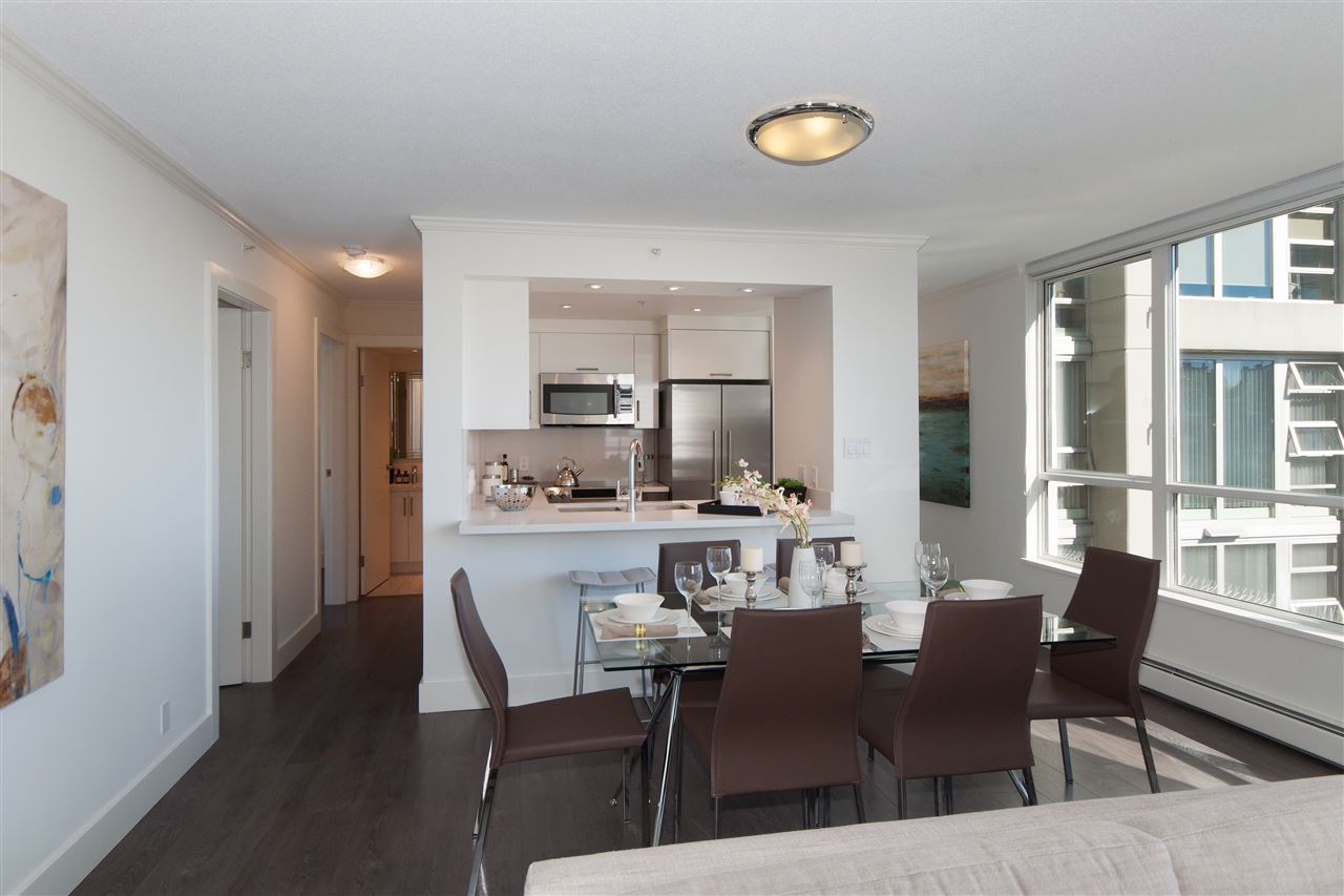 502 1228 MARINASIDE Crescent, Vancouver 17
