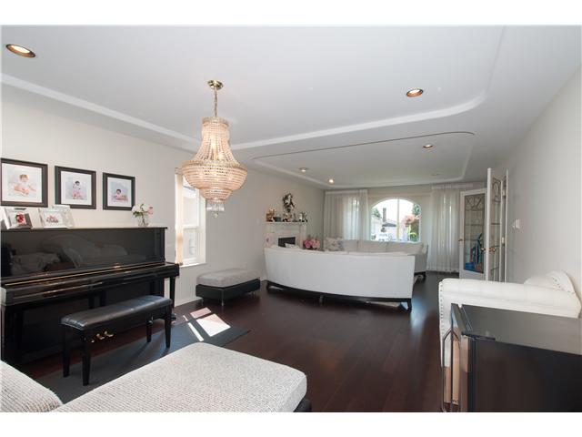 6775 AUBREY Street Burnaby 18