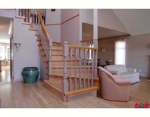 14902 22ND AV White Rock 5