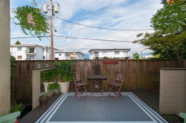 102 853 E 7TH AVENUE, Vancouver 9