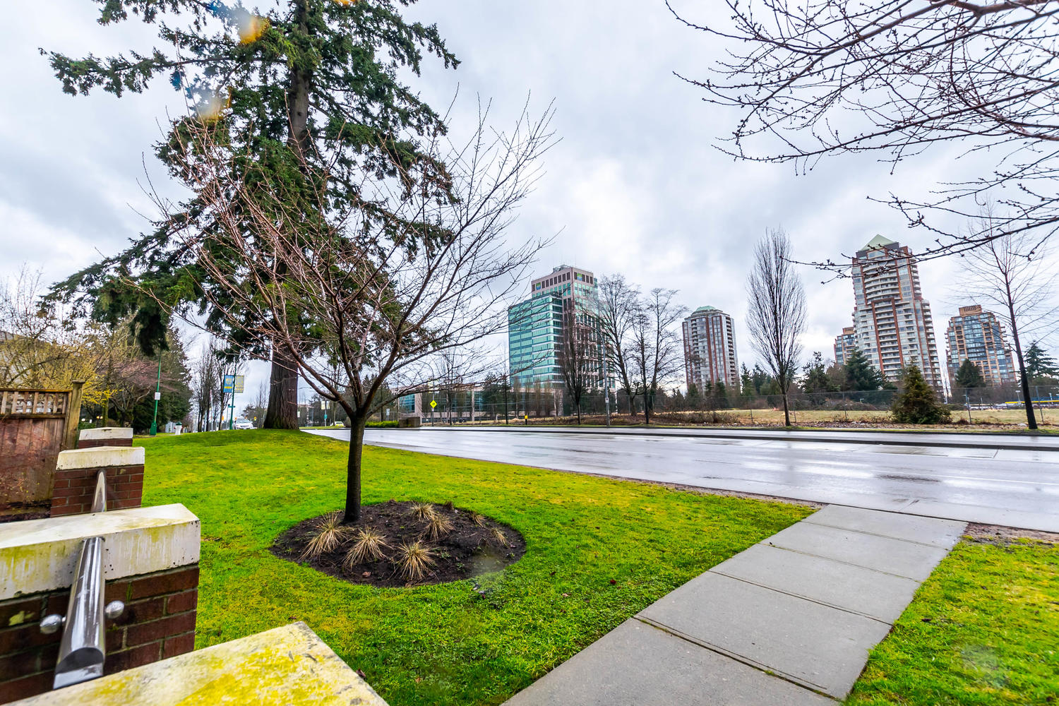 709-7088 18th Avenue Burnaby, BC 6