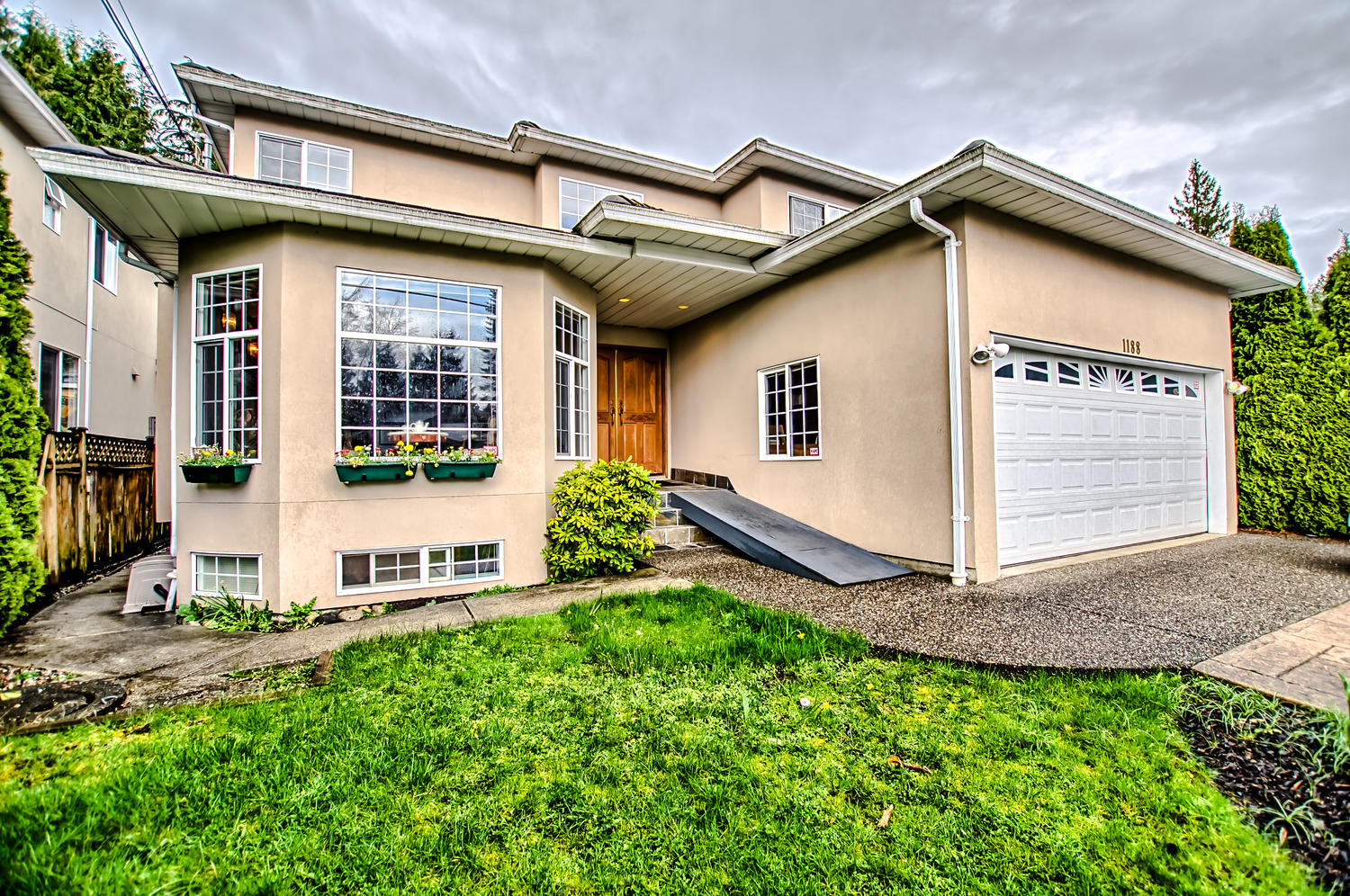 1188 Wellington Dr, North Vancouver 2