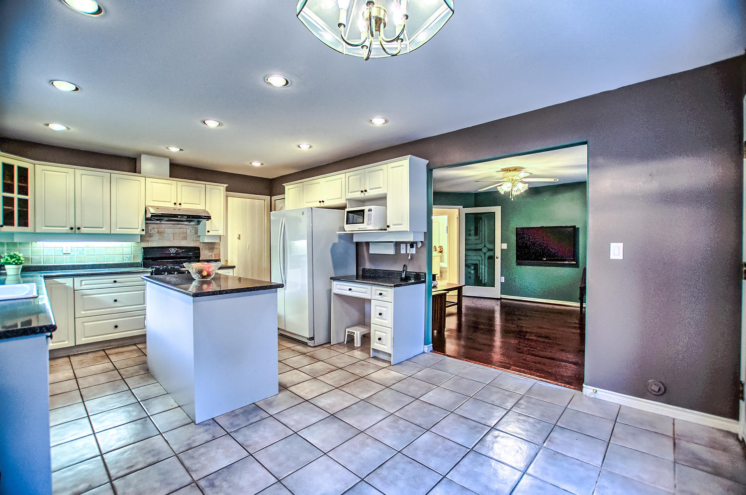 1188 Wellington Dr, North Vancouver 17