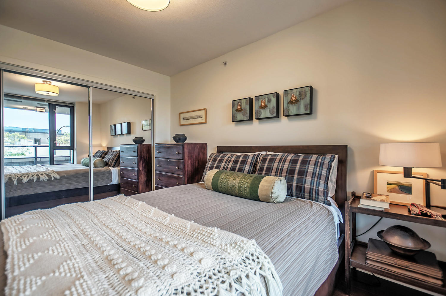 #221 – 3228 Tupper Street Vancouver 17