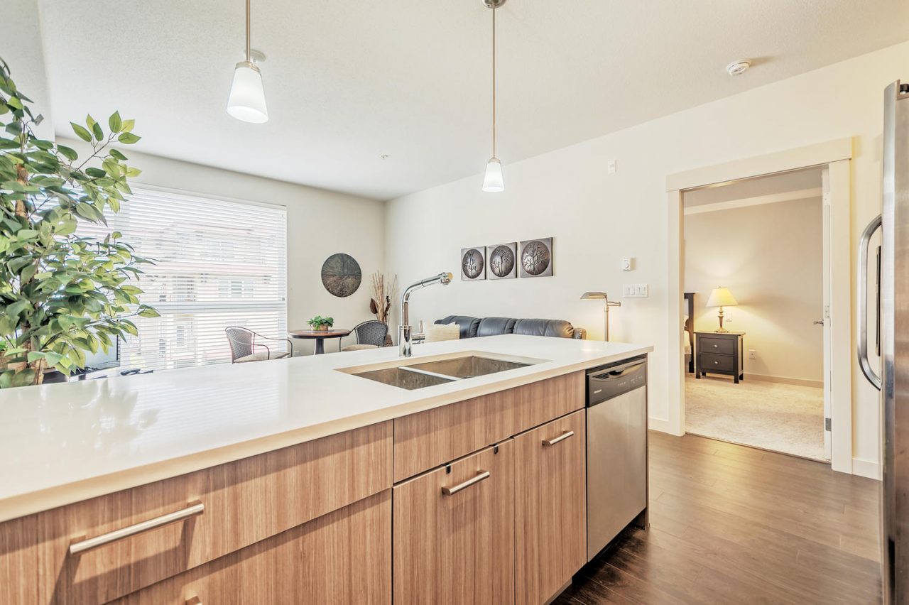 303-2214 Kelly Avenue Port Coquitlam 11