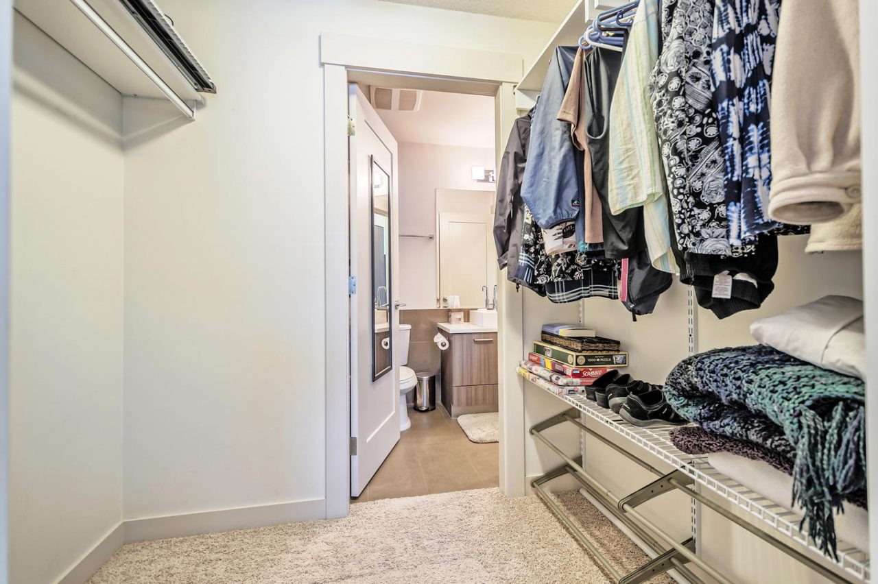 303-2214 Kelly Avenue Port Coquitlam 27