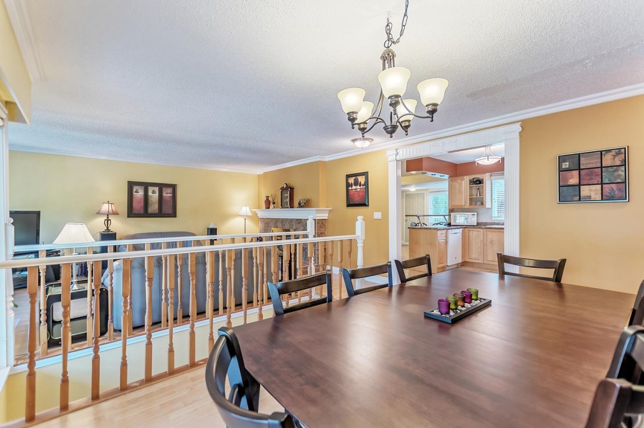 5366 Braelawn Dr, Burnaby 10