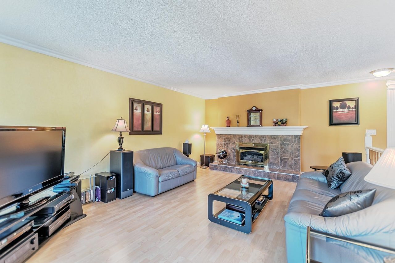 5366 Braelawn Dr, Burnaby 13