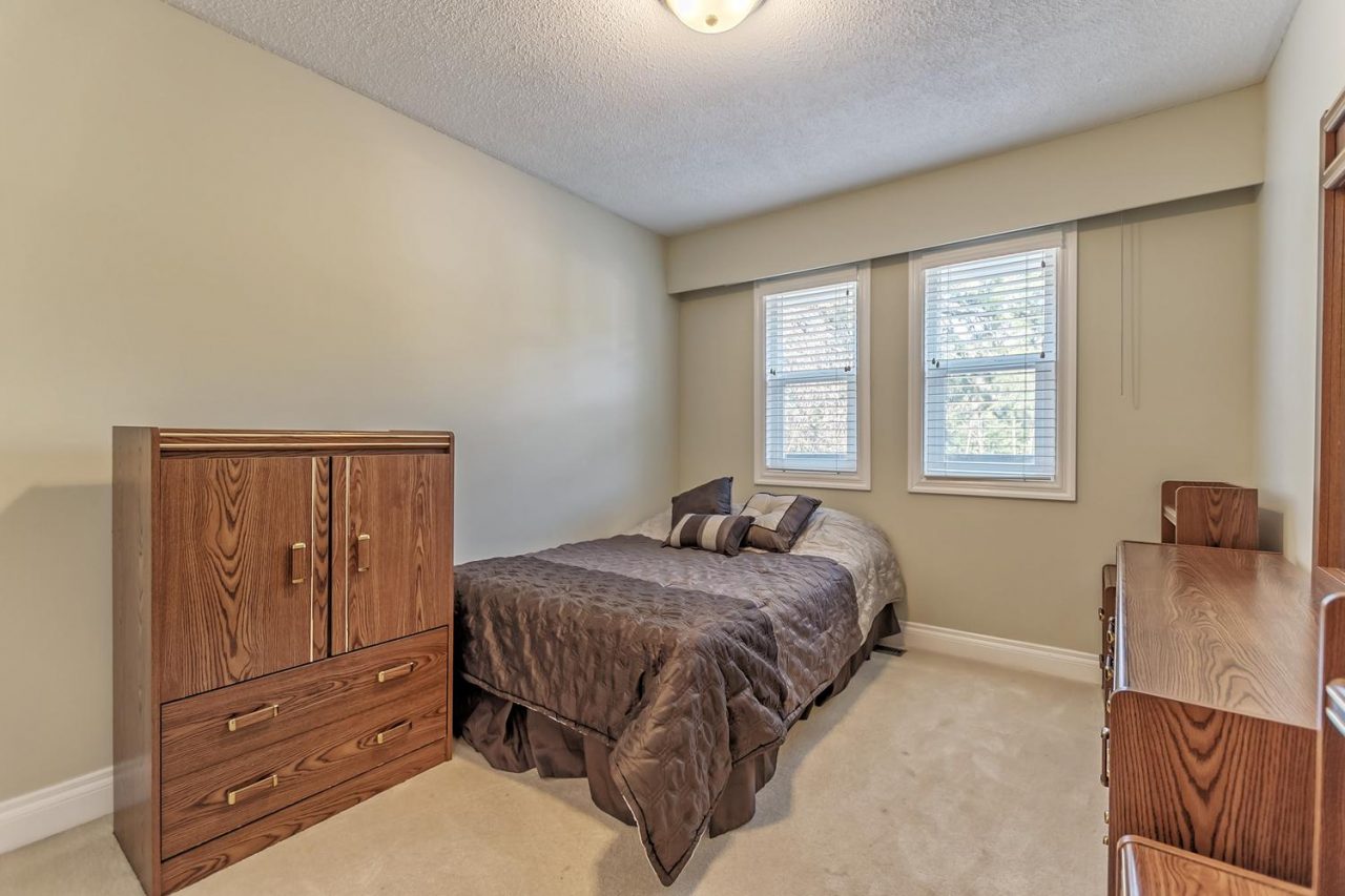 5366 Braelawn Dr, Burnaby 22