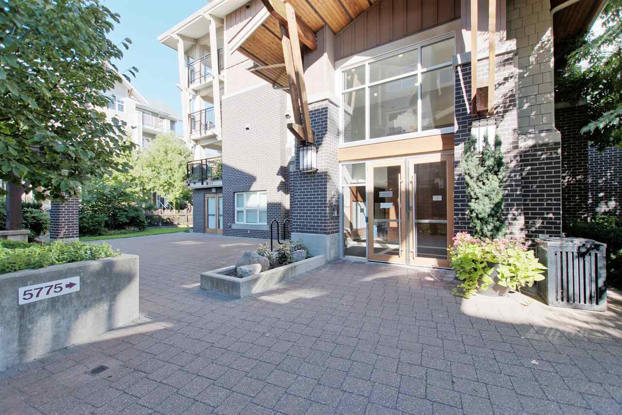 216 5775 Irmin St, Burnaby, BC 12