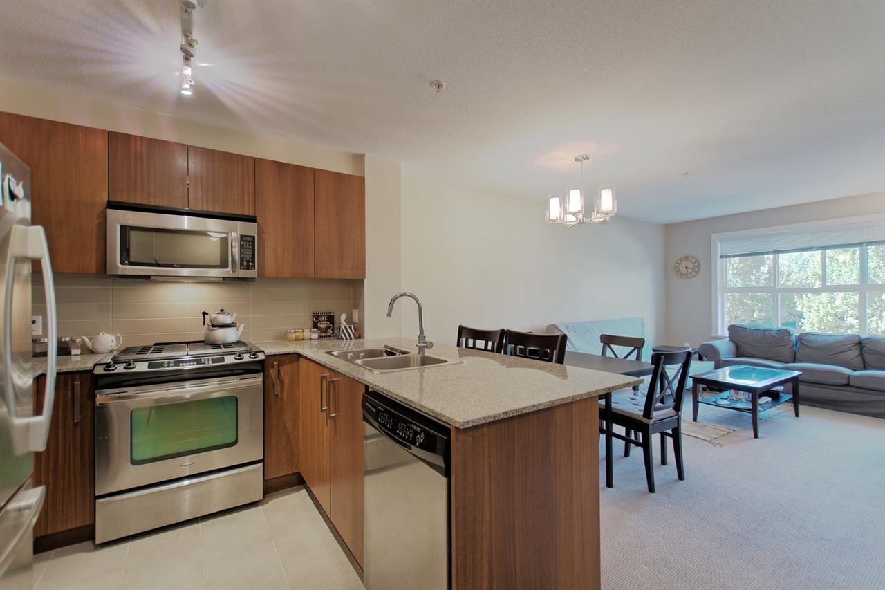 216 5775 Irmin St, Burnaby, BC 18