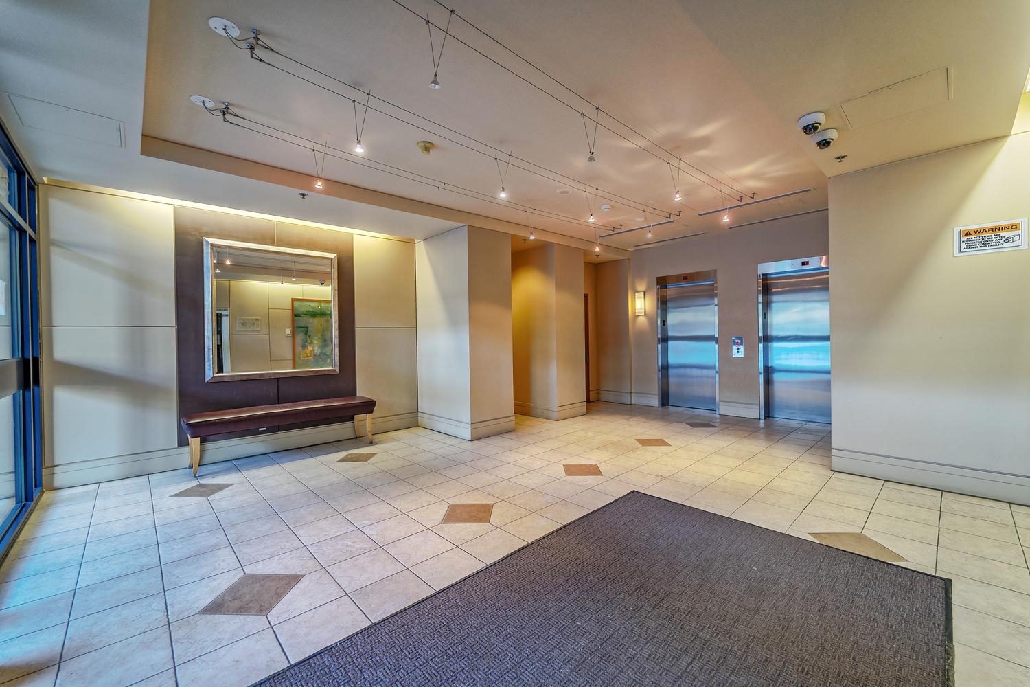 101 3438 Vanness Ave, Vancouver 16