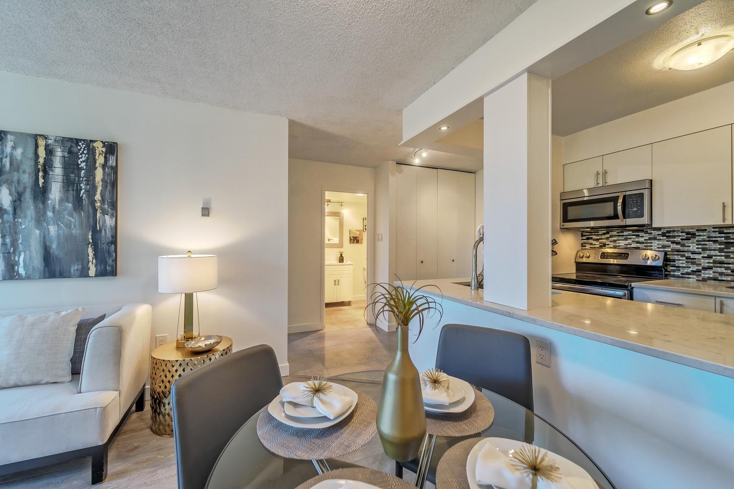 706 2008 Fullerton Ave, North Vancouver 7
