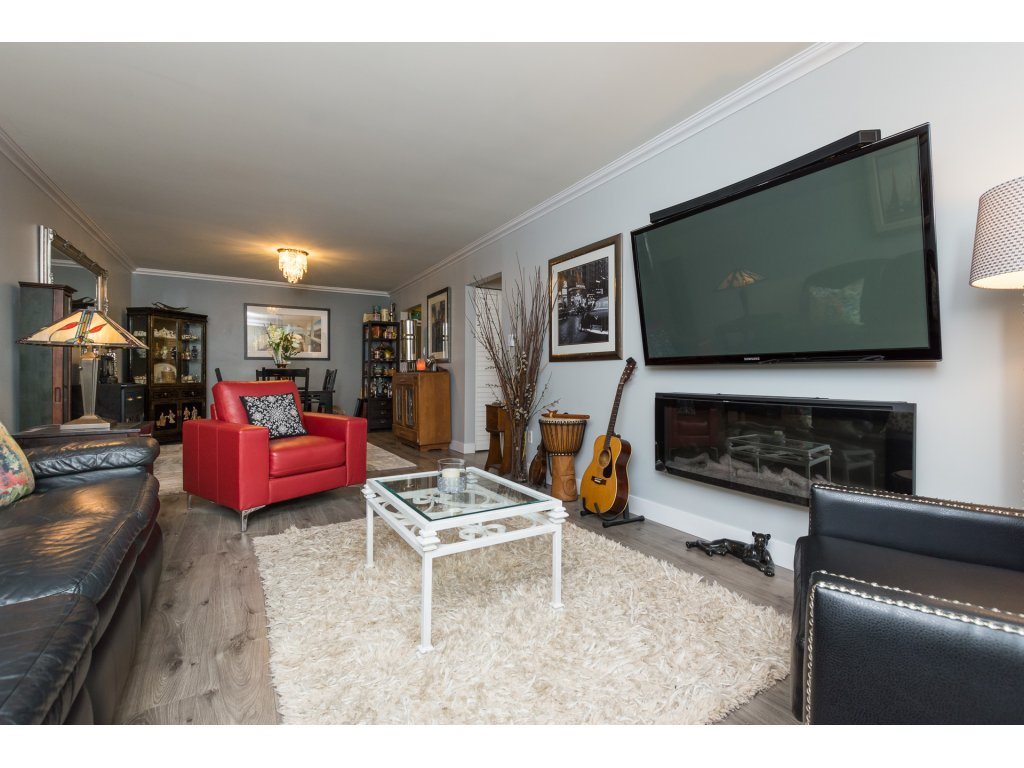 12890 17 AVENUE SURREY 10
