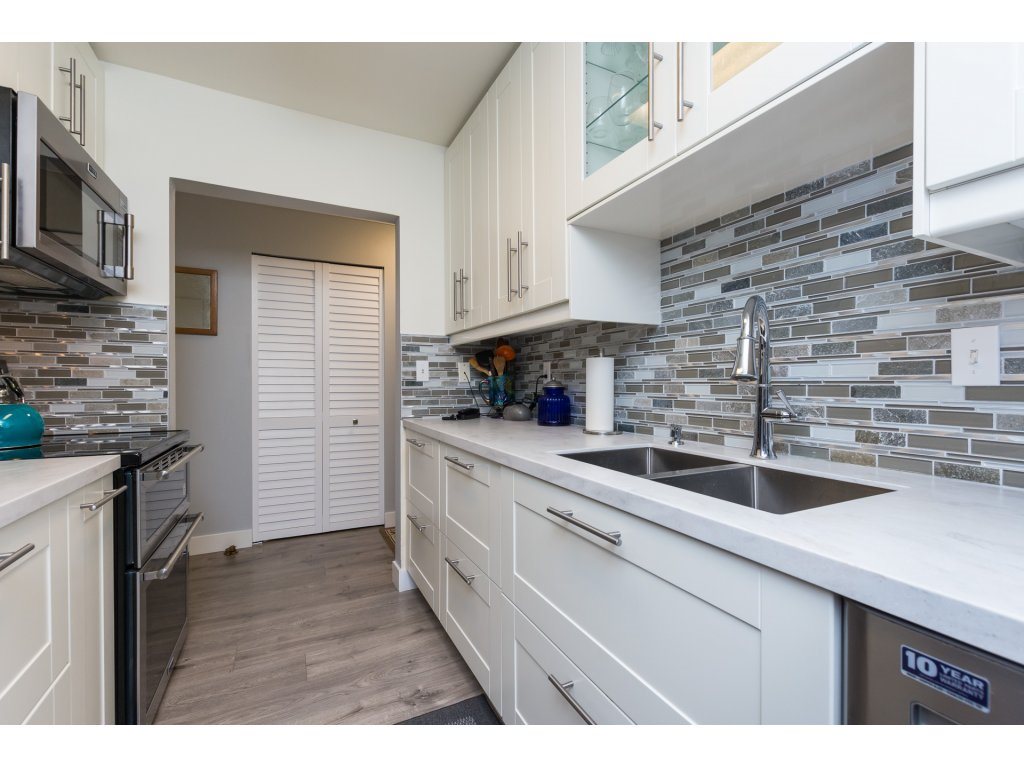 12890 17 AVENUE SURREY 3