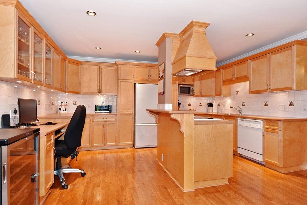 301 1235 W 15TH AVENUE, Vancouver 15