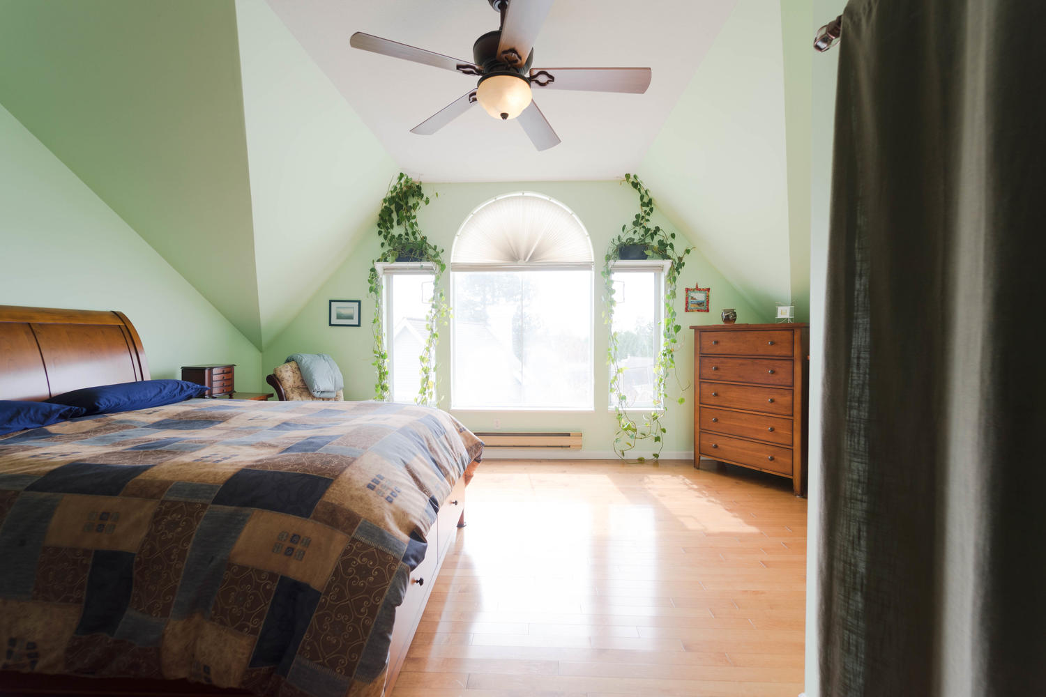2203 Portside Court, Riverside Terrace, Vancouver 14