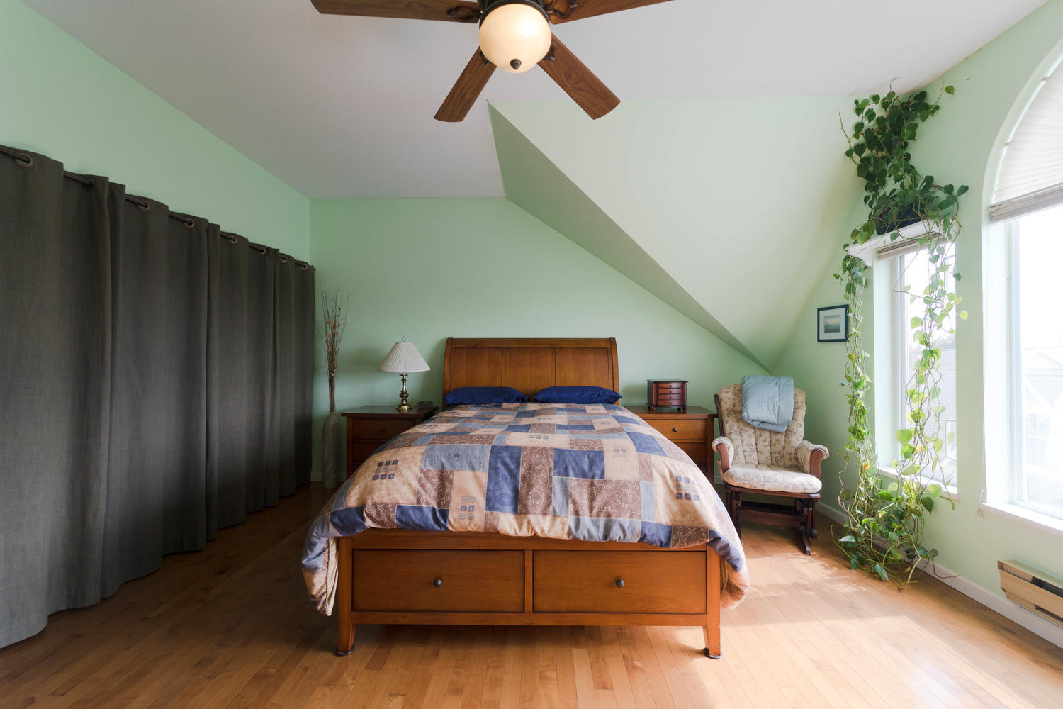 2203 Portside Court, Riverside Terrace, Vancouver 15