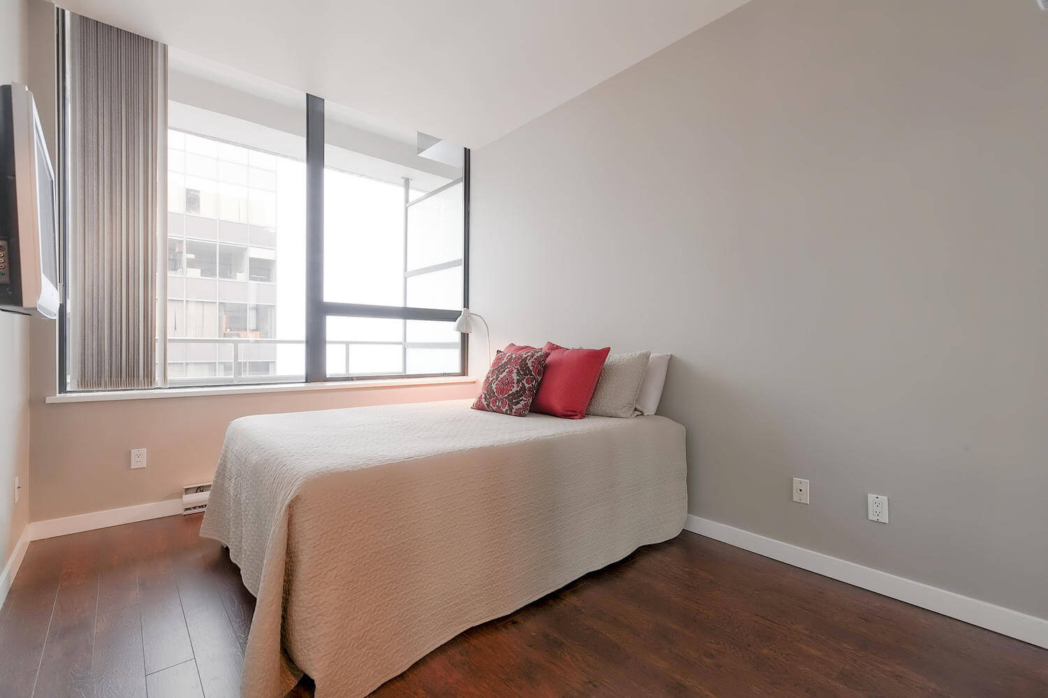 912-1010 Howe St Vancouver 12
