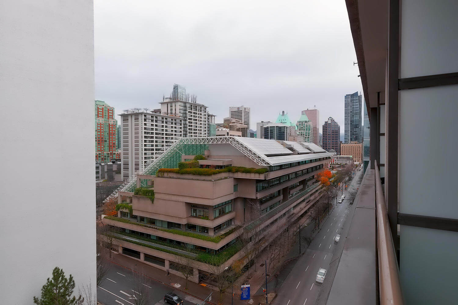 912-1010 Howe St Vancouver 4