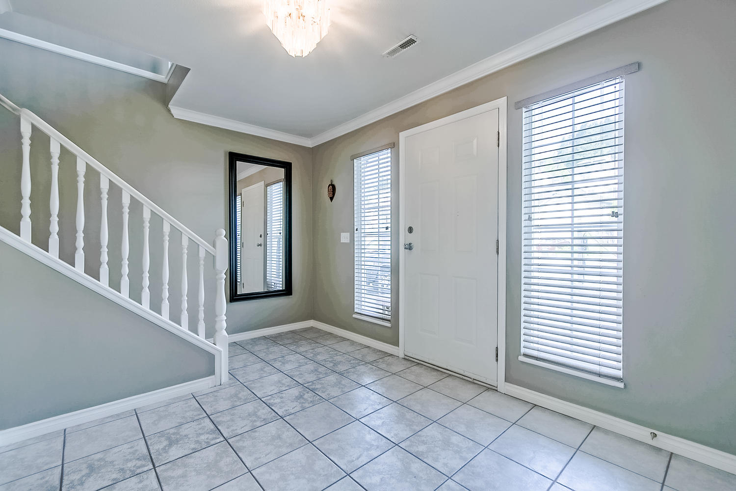 127 SAN ANTONIO PLACE, COQUITLAM 3
