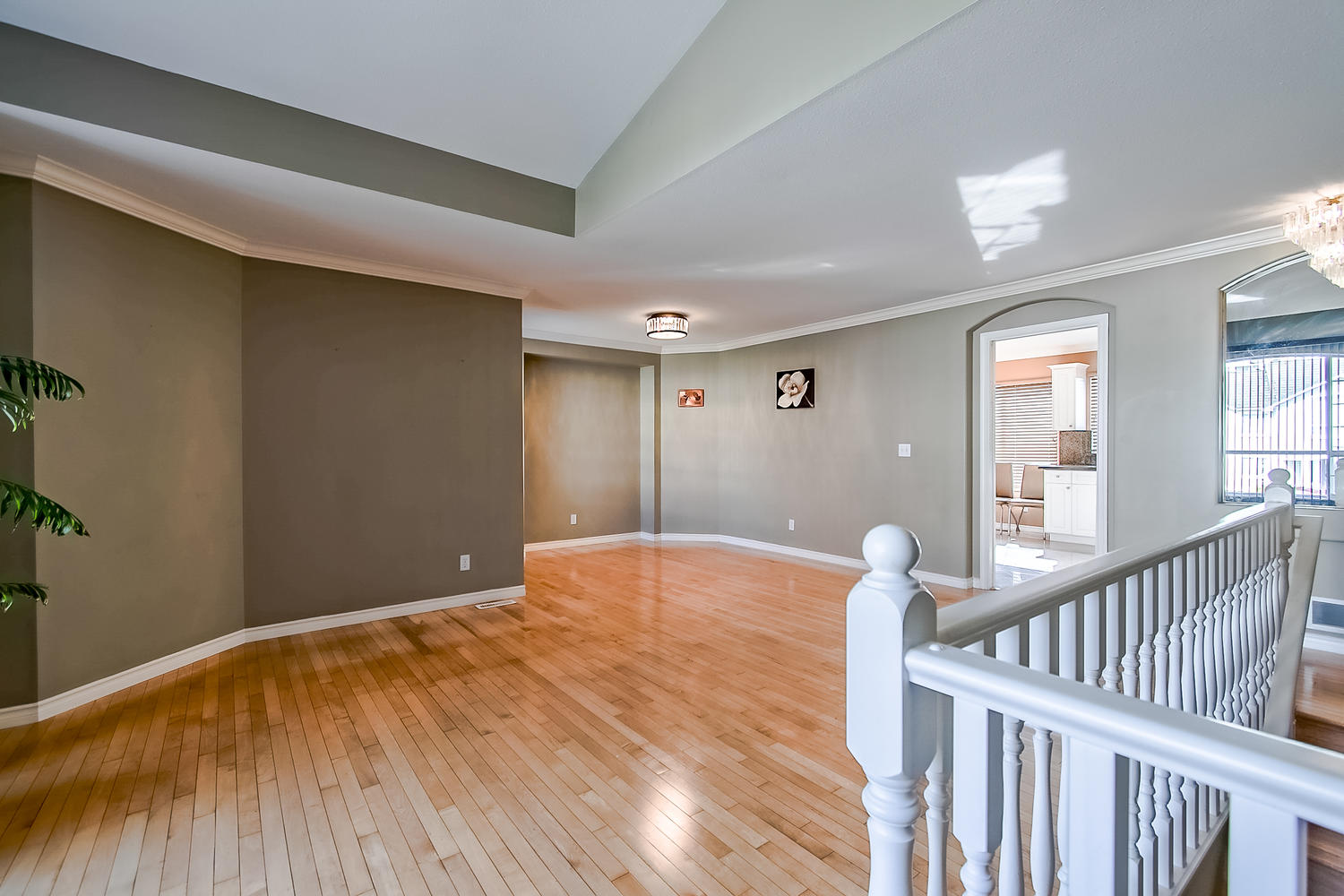 127 SAN ANTONIO PLACE, COQUITLAM 4