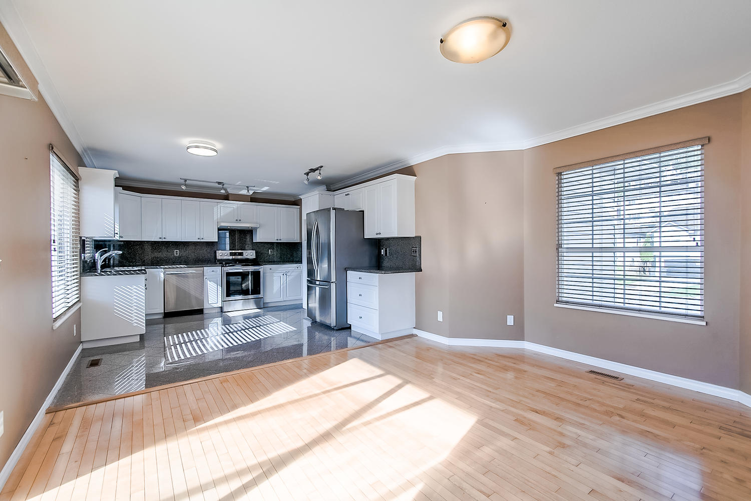 127 SAN ANTONIO PLACE, COQUITLAM 7