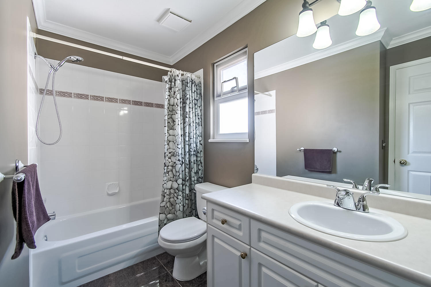 127 SAN ANTONIO PLACE, COQUITLAM 15