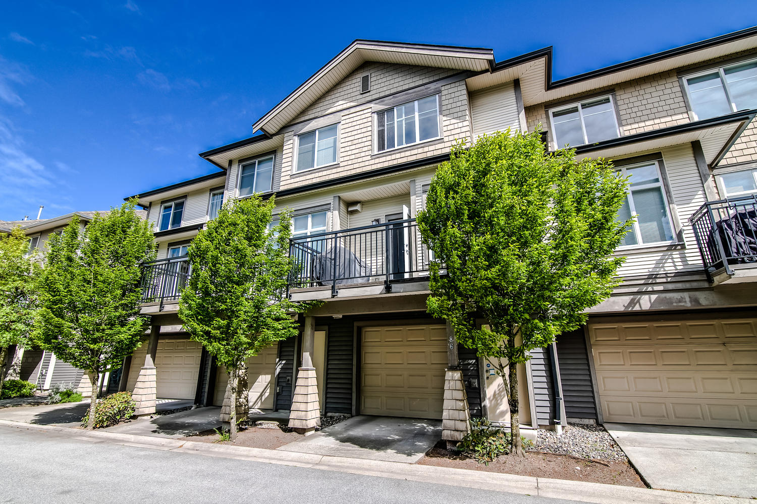 86 9800 ODLIN ROAD, RICHMOND 2