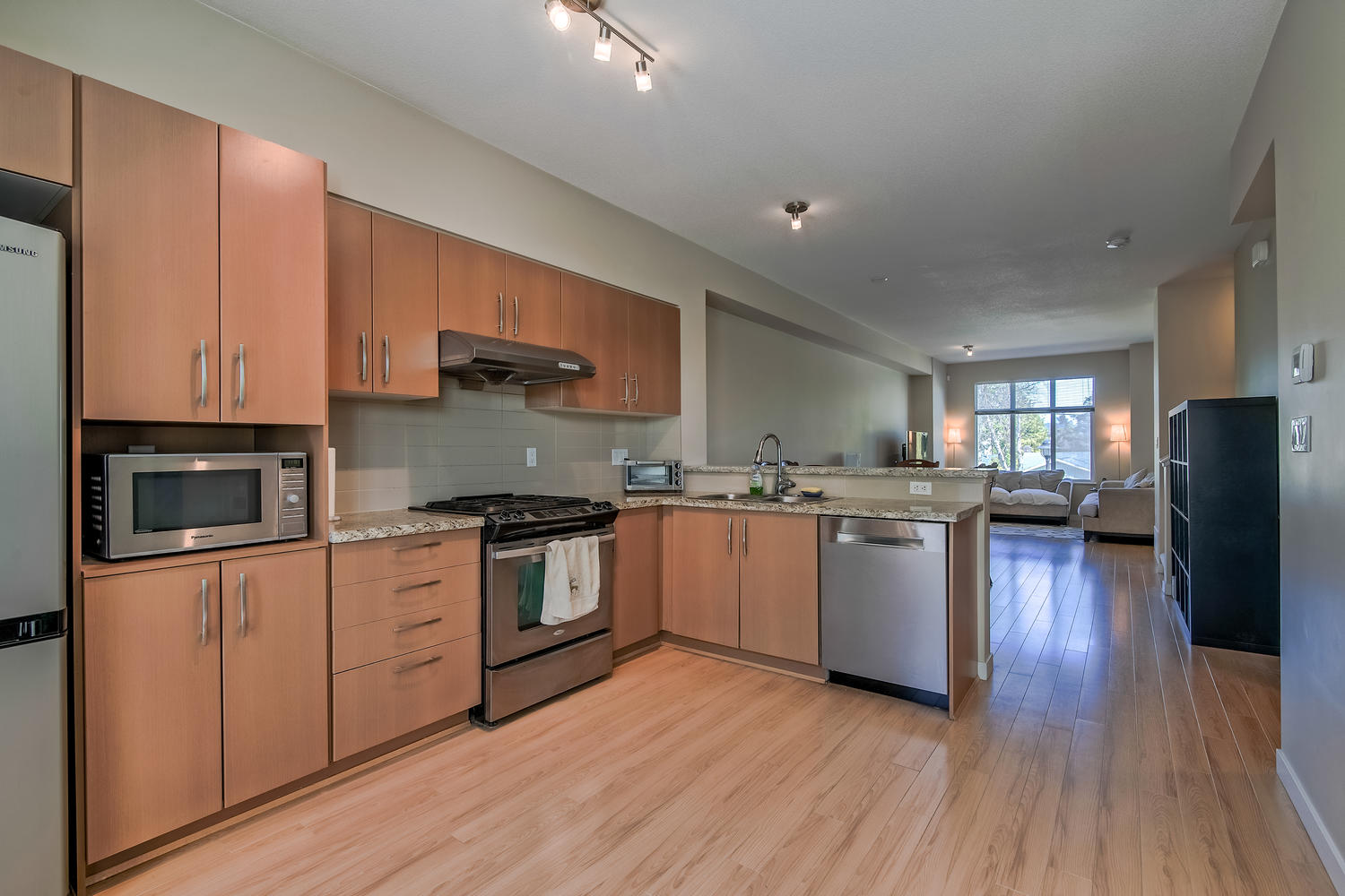 86 9800 ODLIN ROAD, RICHMOND 18