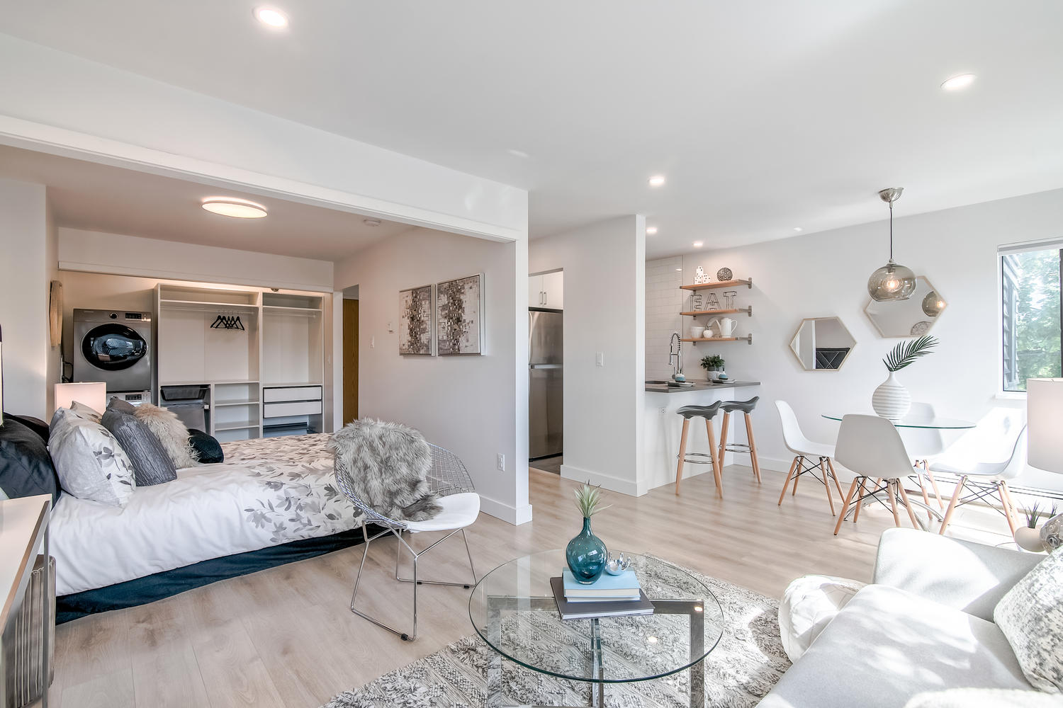 204-1365 East 7th Avenue Vancouver 13