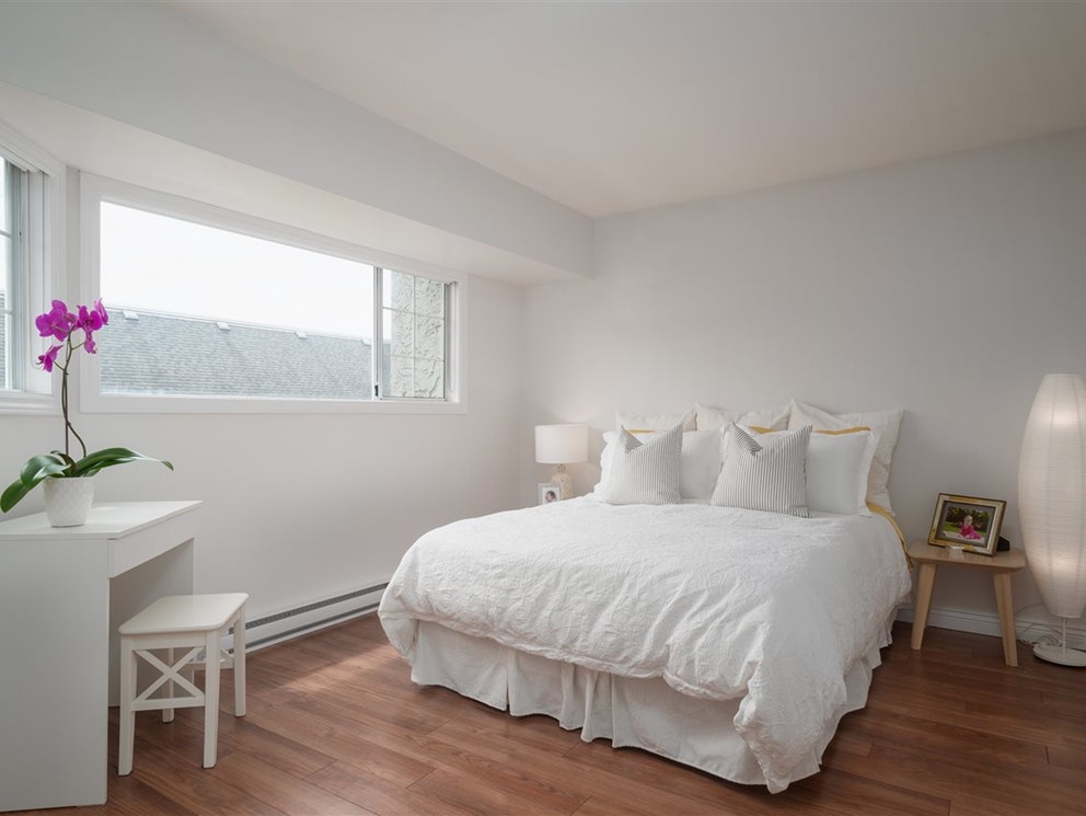 111-216 E 6th Street, North Vancouver 11