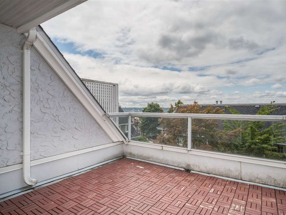 111-216 E 6th Street, North Vancouver 18