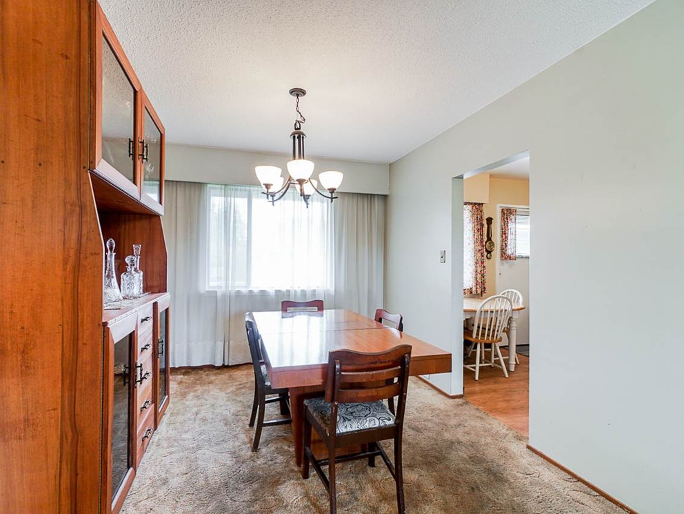 6618 Humphries Avenue, Burnaby 6