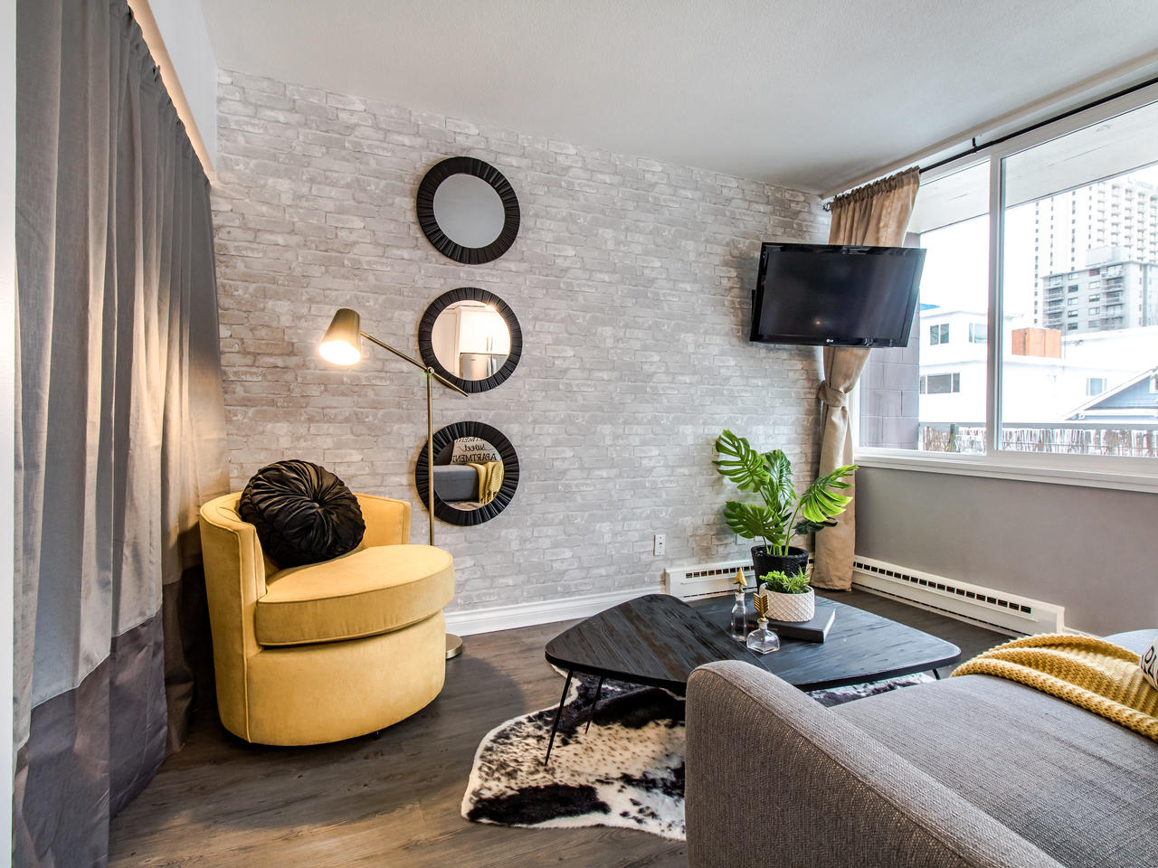 304 1100 Harwood Street, Vancouver 5