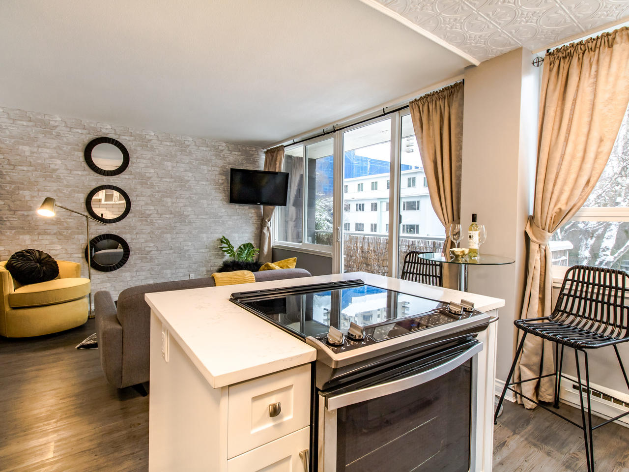 304 1100 Harwood Street, Vancouver 11