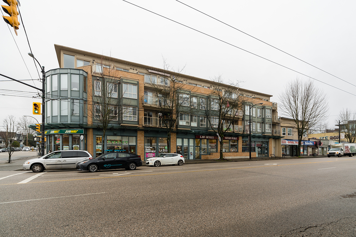 212 702 E King Edward Avenue, Vancouver 27