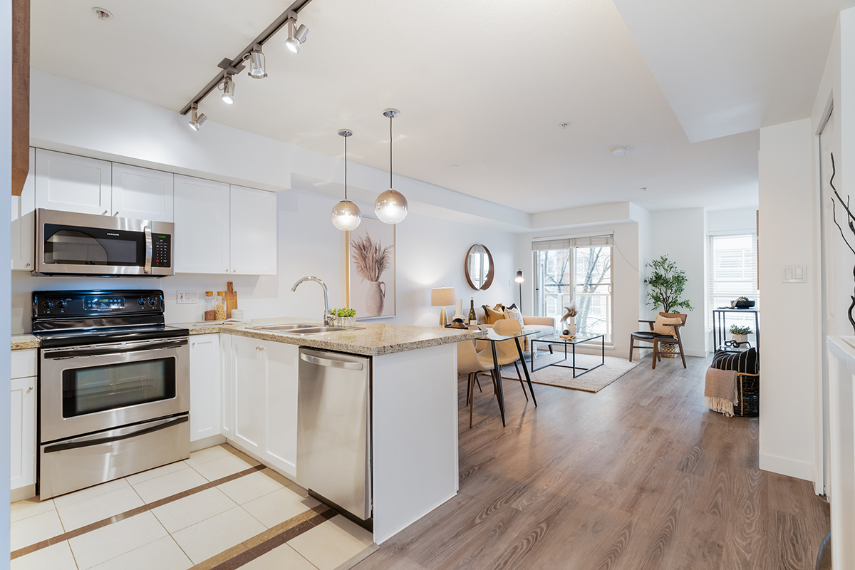 212 702 E King Edward Avenue, Vancouver 9