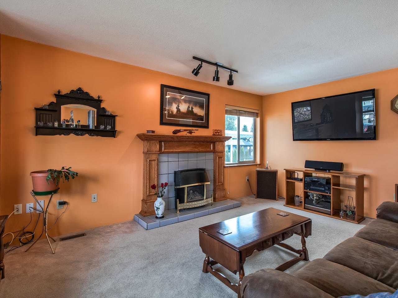 10948 142 St, Surrey 5