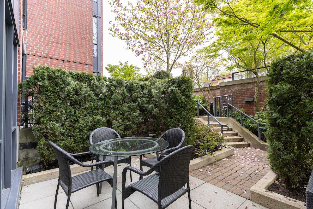 225 3228 Tupper St, Vancouver 24