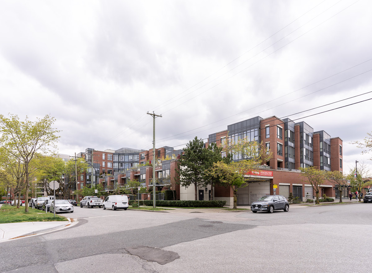 225 3228 Tupper St, Vancouver 34