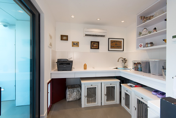 3870 Commercial St, Vancouver 36