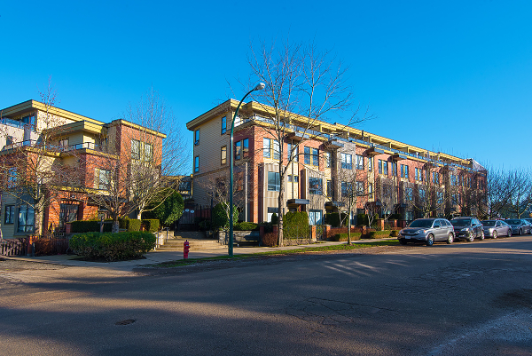 3870 Commercial St, Vancouver 87