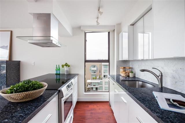 1106 1633 West 8th Ave, Vancouver 3