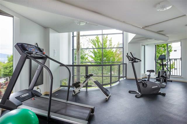 1106 1633 West 8th Ave, Vancouver 32