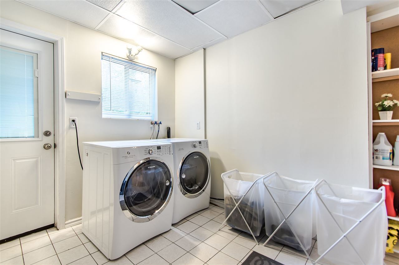 733 Guiltner St, Coquitlam 20