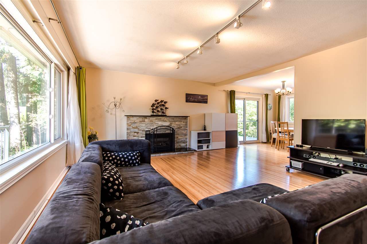 733 Guiltner St, Coquitlam 5