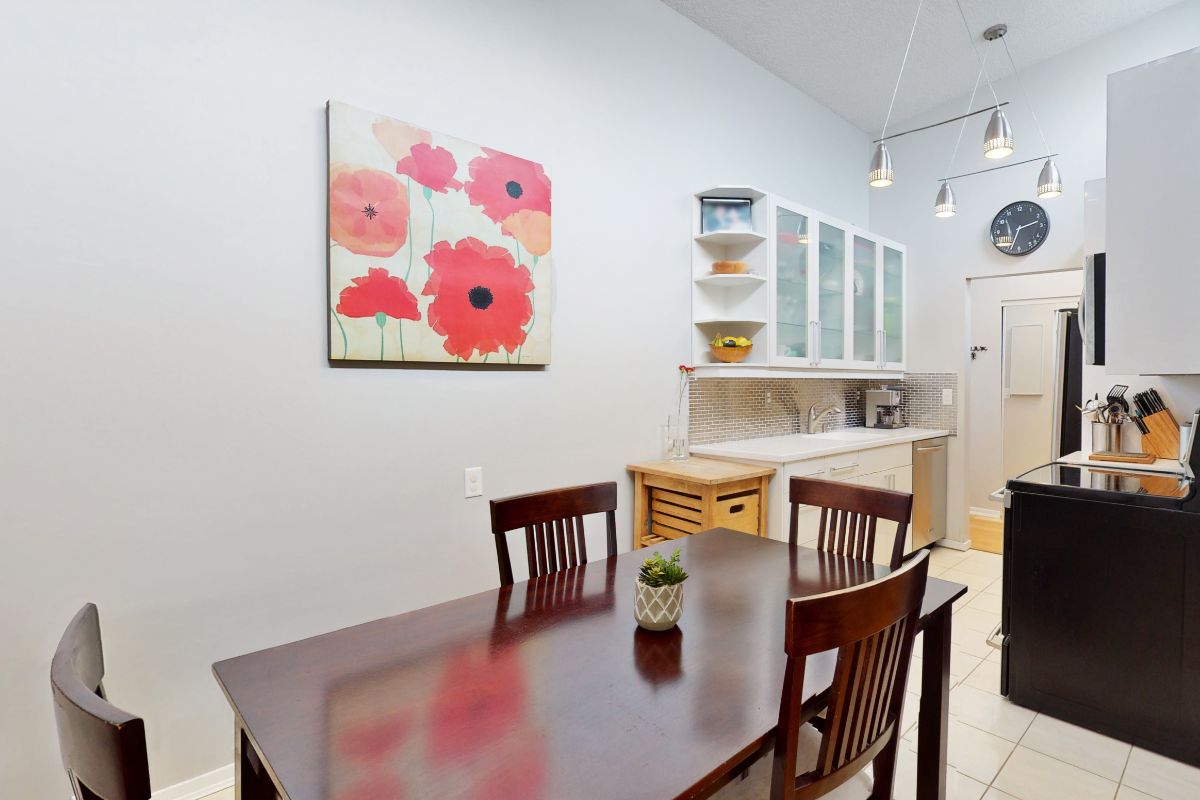 319 550 E 6th Ave, Vancouver 3